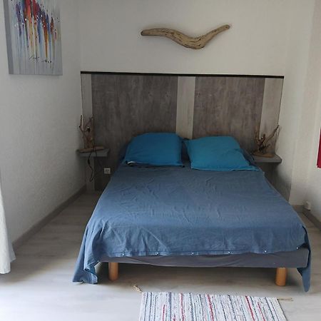 Jolie Appartement Refait A Neuf Saintes-Maries-de-la-Mer Exterior photo