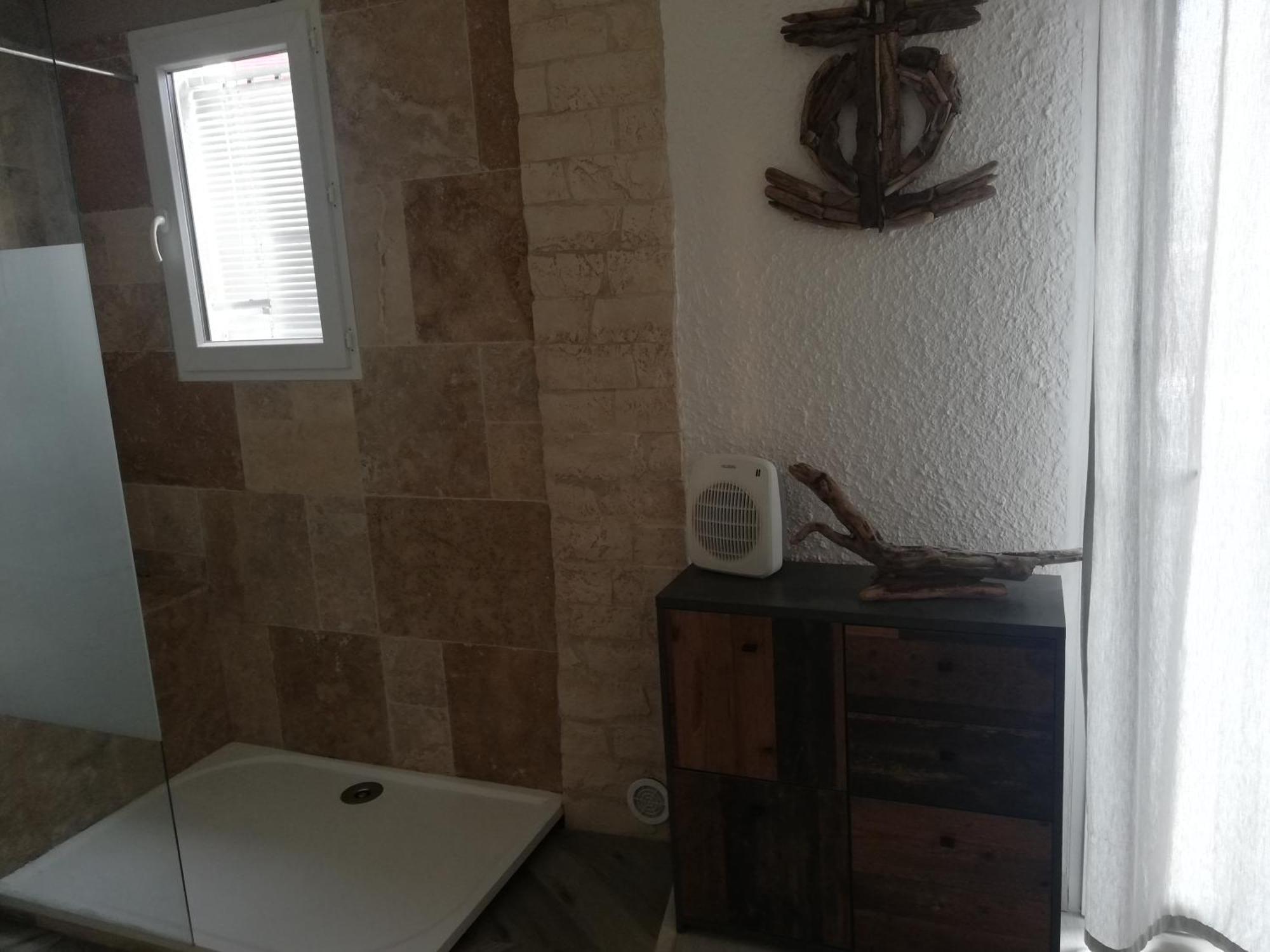 Jolie Appartement Refait A Neuf Saintes-Maries-de-la-Mer Exterior photo
